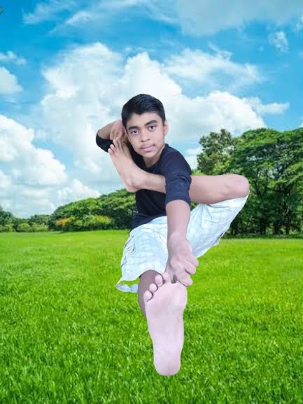 আকর্ণ ধনুরাসন ও বজ্রাসন করার পদ্ধতি ও তার ফললাভ
